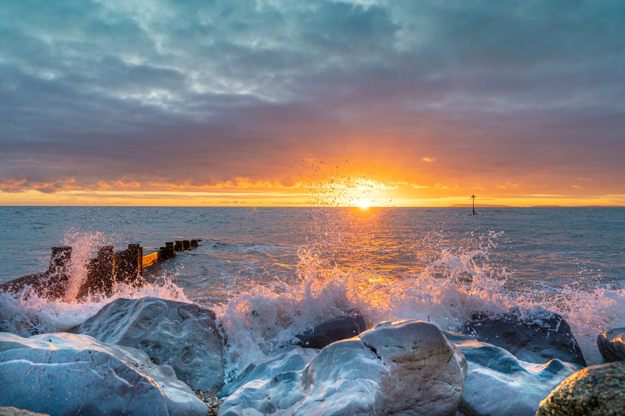 'Sunset Splash' Canvas Print