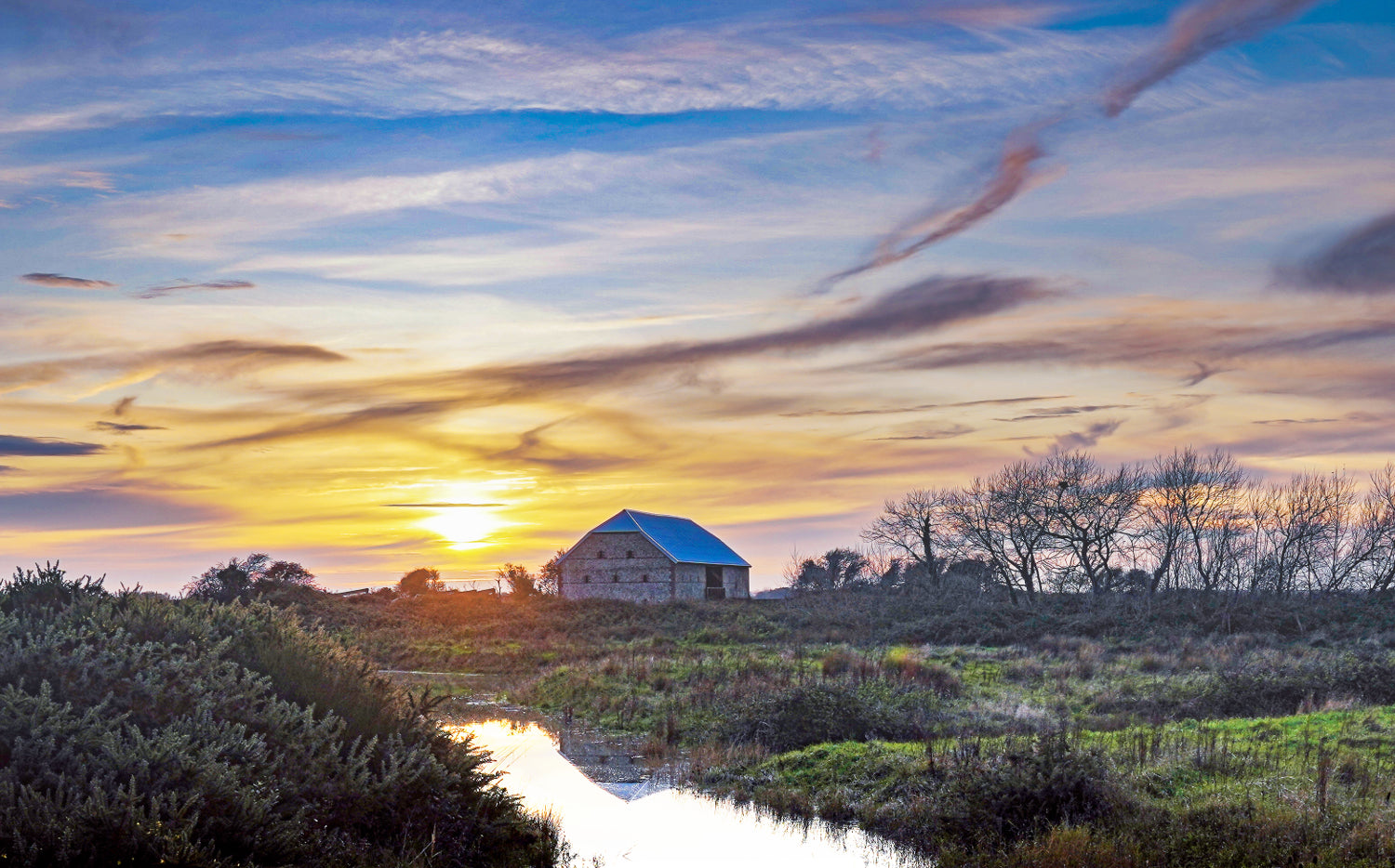 'Medmerry Barn on  Chilly Autumn Evening' Canvas Print