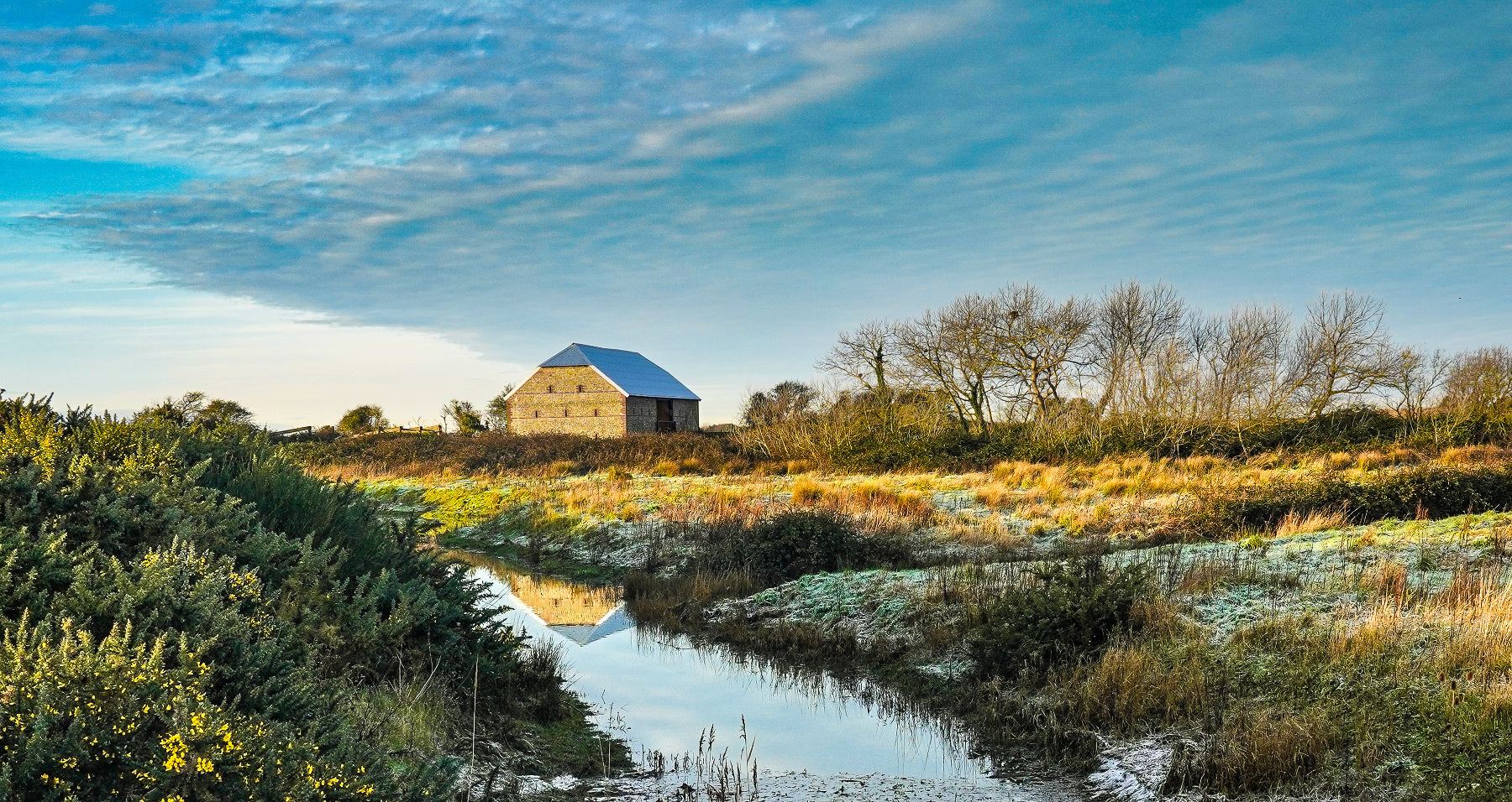 'Medmerry Barn on a Frosty Winter's Morning